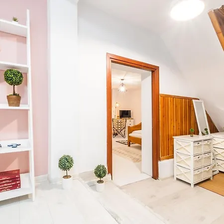 River House Vila *