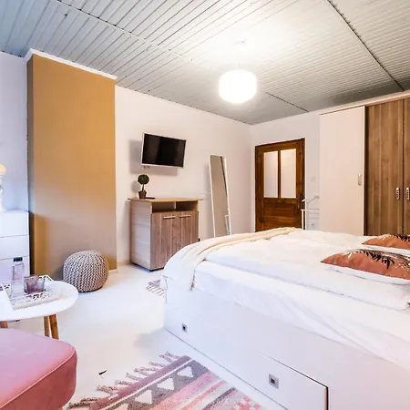 Vila River House *