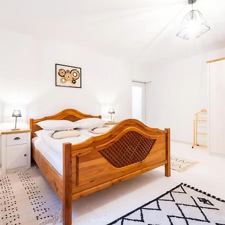 River House Vila