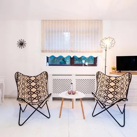 Vila River House *