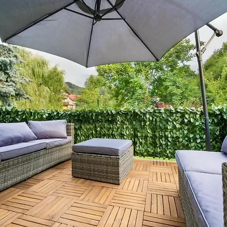 Vila River House *